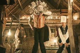 4.6 out of 5 stars 1,722. Apres Au Revoir La Haut Couleurs De L Incendie De Pierre Lemaitre Au Cinema