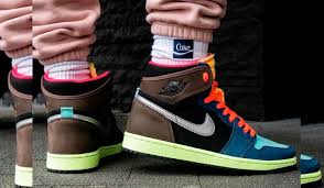 Most times no box can get through customs more quickly. Donde Comprar Air Jordan 1 Retro High Bio Hack Backseries