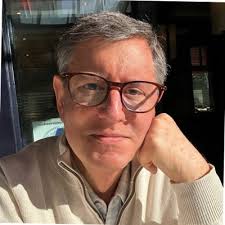 Richard Pesin's Instagram, Twitter & Facebook