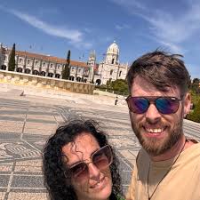 Good evening, just looking up some headlight bulbs as I have one out, I  have a choice of D2S and D2R, I'm assuming I need the D2R as I don't have  the