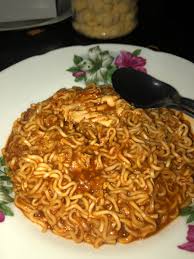 This maggi goreng stall is hidden by the side of an open air car park. Azfar Heri On Twitter Serving You Maggi Goreng Basah