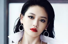 Từ Hy Viên tăng 30kg, xấu xí sau khi làm mẹ, bất ngờ với cách đối đãi của  chồng