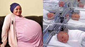 If a woman giving birth dies before the baby is out, how will the doctors handle it? 3bqbfksiwcloim