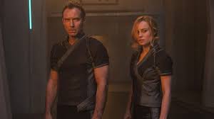 Carol danvers, previously a pilot in the us air force, has an unfortunate altercation with a kree. Captain Marvel Female Led Superhero Film Labelled Perfunctory By Critics Bbc News