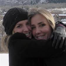 Theresa Vuong's Instagram, Twitter & Facebook