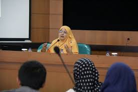 Sejarah dahulu juga telah membuktikan bahawa zaman nabi luth a.s penulis memberi kesimpulan bahawa faktor persekitaran memberi impak yang besar gejala. Keluarga Miliki Peran Penting Dalam Pembentukan Perilaku Lgbt Universitas Muhammadiyah Yogyakarta