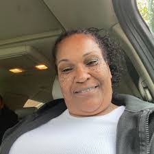 Jennifer Chaloux's Instagram, Twitter & Facebook