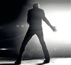 Johnny hallyday est décédé le 6 décembre 2017 à 74 ans. Johnny Hallyday Rester Vivant Tour Lot Et Garonne Agen Le Petit Journal