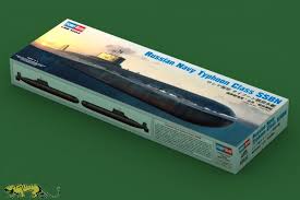The impressive typhoon class submarine can stay submerged for up to 120 full days under normal conditions. Hobby Boss Russian Navy Typhoon Class Ssbn 1 350 Hb83532 Axels Modellbau Shop
