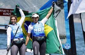 4 o país anfitrião, o brasil , conquistou sete medalhas de ouro, a maior em qualquer olimpíada de verão. V3dvvdbztg9v M