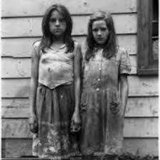 Her mother, rose mary, was the daughter of an arizona cattle rancher, and married an air force officer named rex walls in 1956. Jeannette Walls 19wallsj Twitter