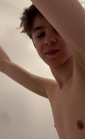 Boy shakes | GayPornTube