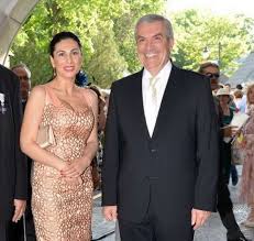 Declarații de presă susținute de călin popescu tăriceanu. Cine Este È™i Cum AratÄƒ Actuala SoÈ›ie A Lui CÄƒlin Popescu TÄƒriceanu Loredana Moise Cu 26 De Ani Mai TanÄƒrÄƒ Impact