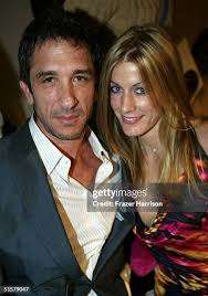 22 Photos & High Res Pictures