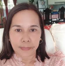 Pagkatapos ipuputok mo sa noo mo.😂