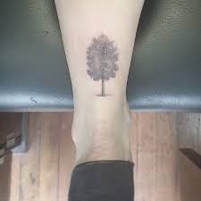 East Iz On Instagram Shamrocksocialclub Singleneedle Fineline Club Tattoo Tattoos Single Needle Tattoo