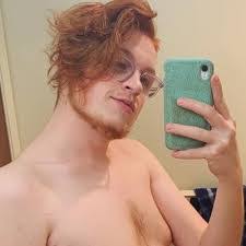 Elaina Murphy's Instagram, Twitter & Facebook