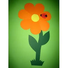 Basteln Mit Tonpapier Fruhling Eine Schone Bastelide Zum Basteln Einer Fruhlingsblume Basteln Mit Tonpapier Fruhlingsblumen Basteln Blumen Basteln