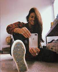 Stream carol, a playlist by carolina loureiro from desktop or your mobile device. Zouri Thank You Carolina Loureiro For Choosing Facebook
