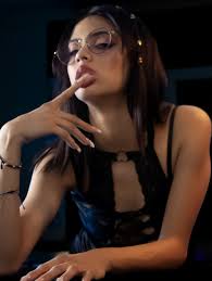 W Bery Porn Pics & Big Ass Pictures - AllButtPics.com