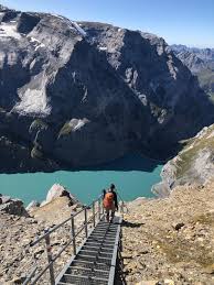 Vom limmerensee (via limmerenband) t5 von breil/brigels (via frisal) t4 vom kistenpassweg t3 routes from bifertenhütte (3). Wandern Ohne Ende Mondlandschaft Am Kistenpass