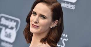 Rachel posner is a recurring character on the netflix television series house of cards and is portrayed by rachel brosnahan. Who S Rachel Brosnahan Wiki Wedding Son Car House Husband Parents