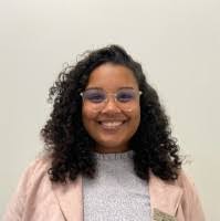 Angie Noonan's Instagram, Twitter & Facebook