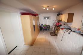 Die wohnung befindet sich im dachgeschoss des mehrfamilienhauses und ist über. 4 Zimmer Wohnung Zu Vermieten Stettinerstr 11 13 41366 Schwalmtal Waldniel Schwalmtal Mapio Net