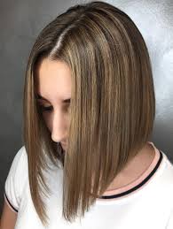 It is a much deserved recognition because the style manages to be flattering for a variety of different face shapes, hair textures and complexions. 50 On Trend Bob Haircuts For Fine Hair In 2021 Hair Adviser