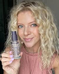 Sarah Raddatz's Instagram, Twitter & Facebook