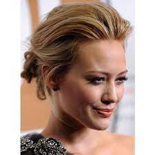 Guide To Make Pulled Back Pulled Back Bun Pulled Back Ponytail Half Pulled Back Hairstyle Pulled Back Hairstyles Hillary Duff Hair Hair Styles