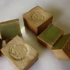 صابون الرقي الركي الاصلي عند قطعه الوسط يكون اخضر اللون Chocolate Food Candy