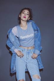 Reebok Taps K Pop Star Somi For Its Latest Campaign Somi Kpop Girls Jeon Somi