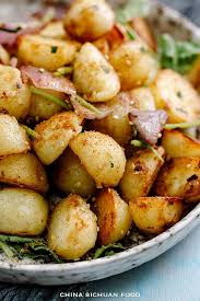 Spicy Small Potatoes Chinasichuanfood Com Small Potatoes Recipe Crispy Potatoes Potato Side Dishes