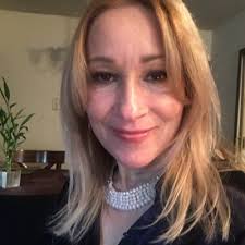 Susan Lapinski (@SusanLapinski)