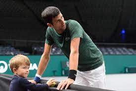 I was very surprised to see that đoković has a totally wrong spelling in the english. Djokovics Intime Einblicke Papa Warum Erkennen Dich Die Leute Mopo De