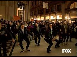 Youtube Trends The 10 Most Viewed Flash Mobs Of All Time Flash Mob Glee Videos Glee