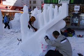 La neige est bien présente dans les pyrénées, notamment au dessus de 1900 mètres comme ici au pied des pistes du pas de la case :d. Du 23 Au 25 Fevrier Au Pas De La Case Aura Lieu Le Concours International Des Sculptures De La Neige Toutes Les Pyrenees France Espagne Andorre