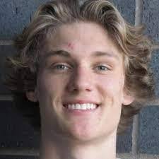 Thomas Meader's Instagram, Twitter & Facebook