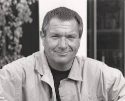 📺💔 Emmy-Winner Dies Suddenly More in Comments