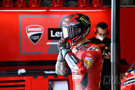 This is the suomy stellar pecco bagnaia replica full face motorcycle helmet! As308eseal8ezm