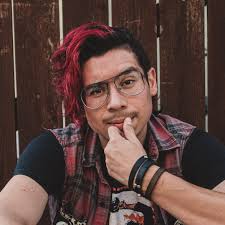 Dave Creek's Traveling Treehouses