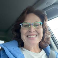 Alyssa Epley's Instagram, Twitter & Facebook