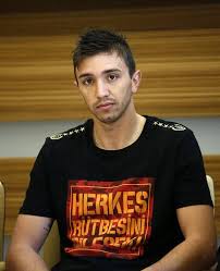 4 Yildiz Sampiyonluk Urunler Panosundaki Pin