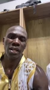 Gracias a todos por su apoyo, por ver mi pelea, Caminamos más cerca a ese  título que lo busco desde cuando era niño, hace 20 años, Pa’l carajo