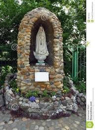 Simple Rock Grotto Designs Google Search Grotto Design Prayer Garden Marian Garden