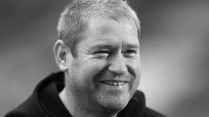 Former Burnley women's manager, Matt Beard, who resigned from his post only  last month, has died suddenly at the age of 47. Condolences to his friends  and family at this tough time.