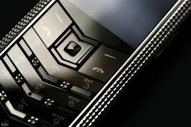 File:Vertu Signature S 2017 - Cloud de ...