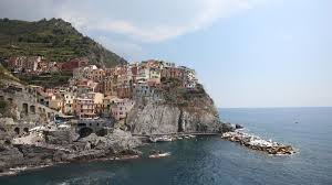 A spèza in the local spezzino dialect) is the capital city of the province of la spezia and is located at the head of the gulf of la spezia in the southern part of the liguria region of italy. La Spezia Stern De