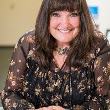 Belinda Mace's Instagram, Twitter & Facebook